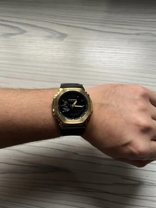 Часы Casio g-shock GM-2100G-1A9ER — фото 2