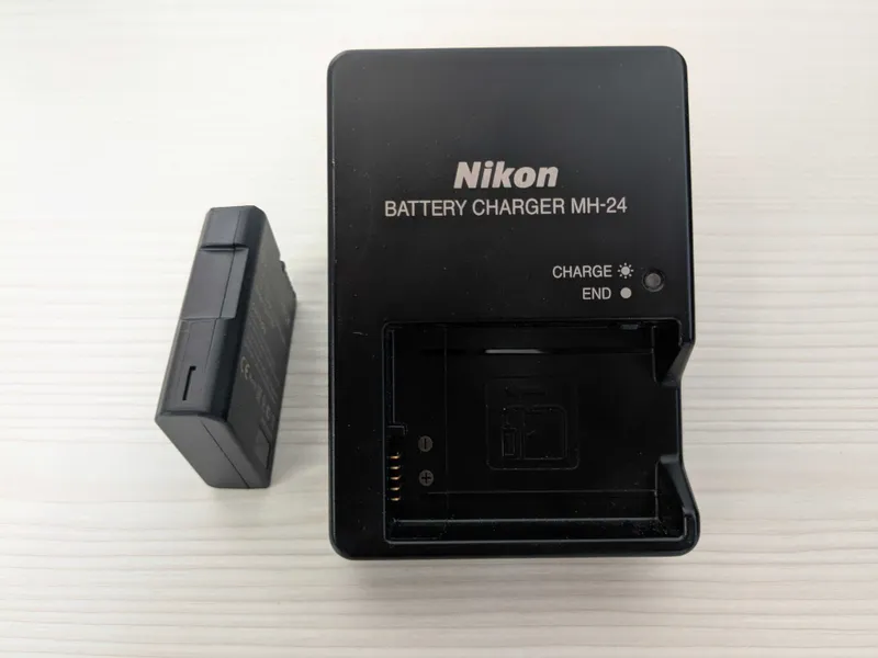 Объектив и аксессуары от фотоаппарата Nikon D3100 3 Объектив и аксессуары от фотоаппарата Nikon D3100 3