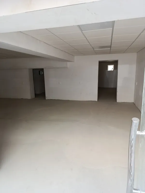 Сдам в аренду подвал 120 м² 3