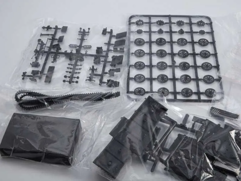Сборная модель - Средний артиллерийский тягач АТС-59Г 1:43 AVD Models — фото 3