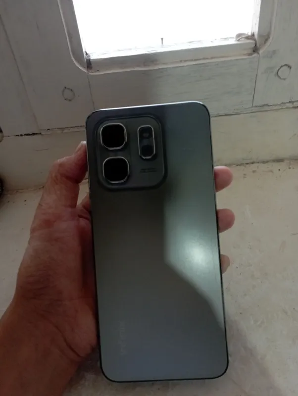 InfinixHOT50 xotira8/128 120 Hznarxi 1milon200soʻm — фото 2