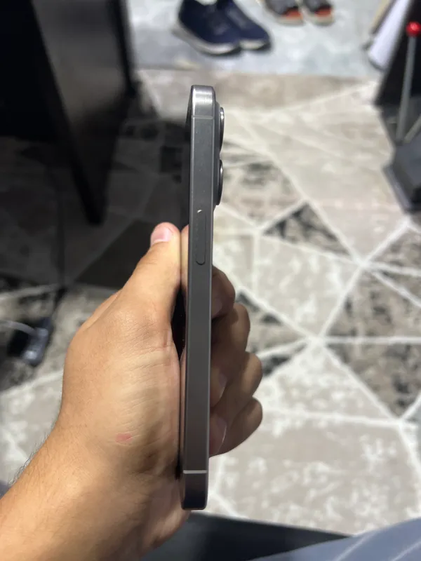 Iphone 15 pro 3