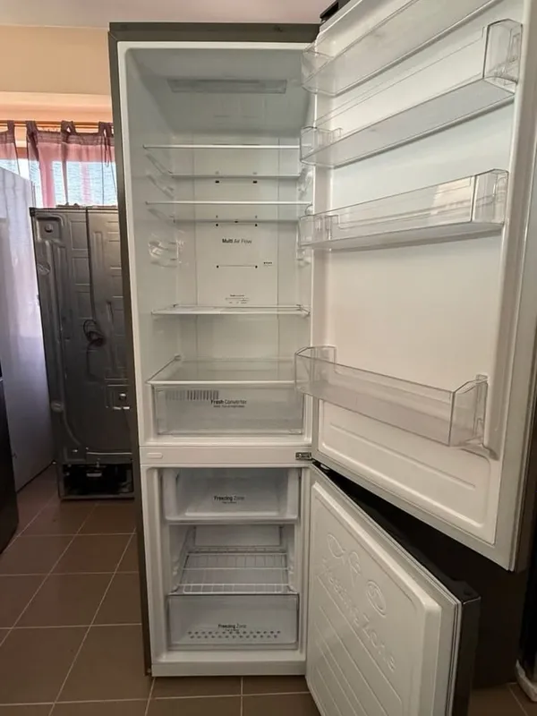 Холодильник Lg скидка со склада 1.85 sm 2 Холодильник Lg скидка со склада 1.85 sm 2