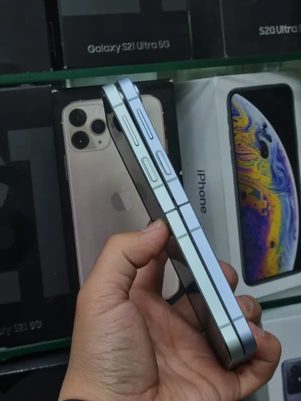 Samsung Z Flip 6 12/256 ГБ 5G, Snapdragon, идеальное состояние 2