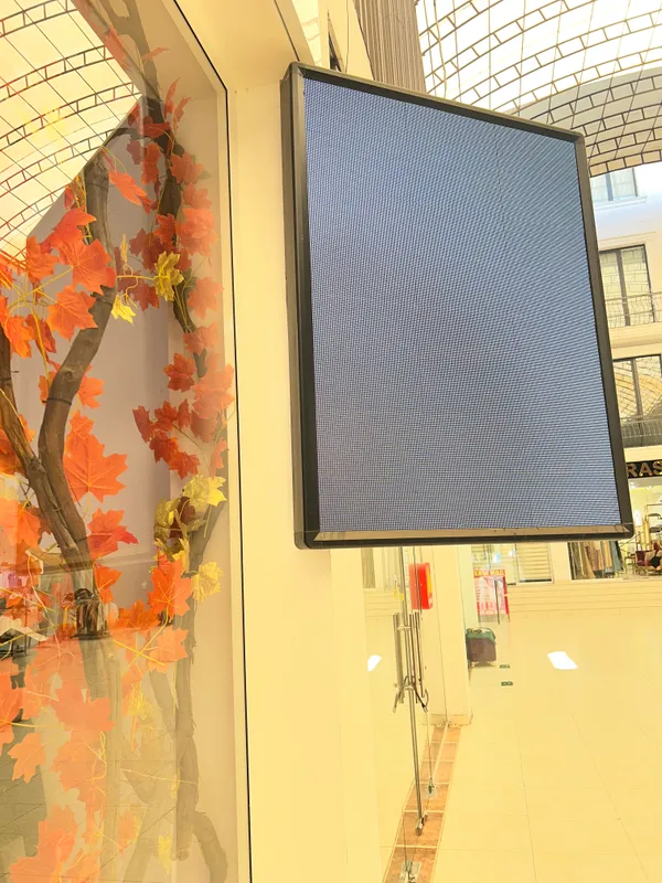 LED monitor 2 LED monitor 2