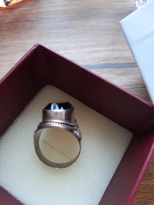 Uzuk, 925 probali kumush, tosh — tutunrang topaz 4 Uzuk, 925 probali kumush, tosh — tutunrang topaz 4