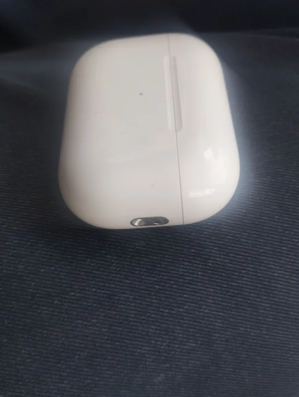 Airpods 3 кейс а идеальном состоянии