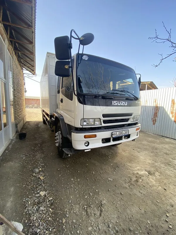 Isuzu fw37 10tonnalik — фото 1