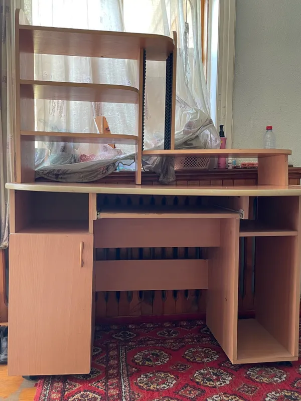 Стол компьютерный и письменный 1