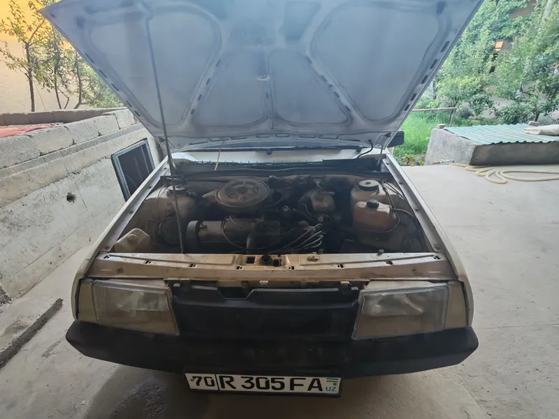Lada Samara 2109 2