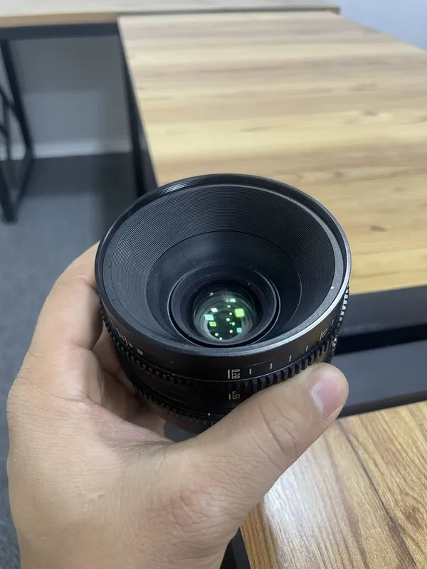 Obektiv Объектив TArtisan 35mm T2.1 Dual-Bokeh Cine Lens (Sony E) — фото 1