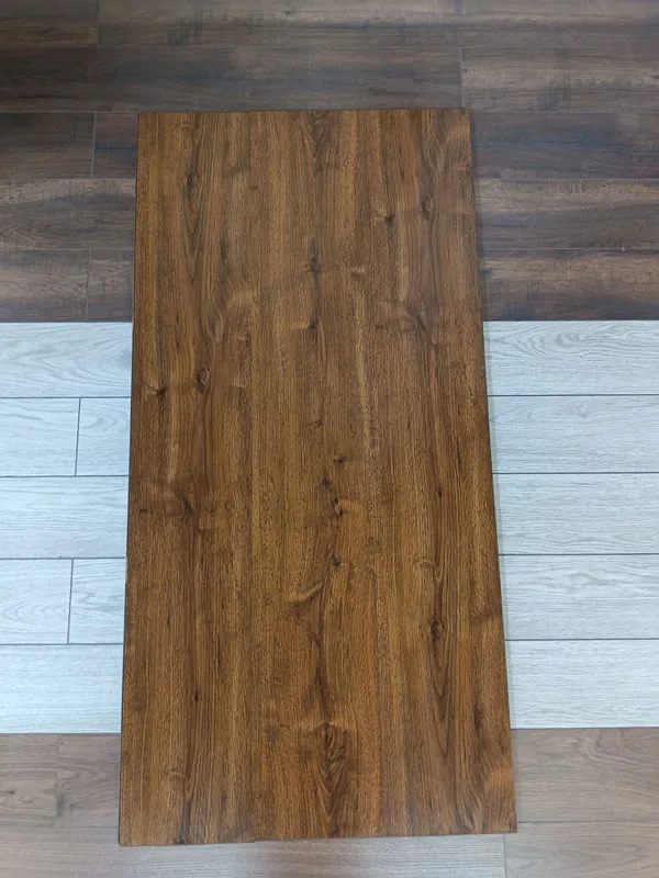 Laminad Tarket