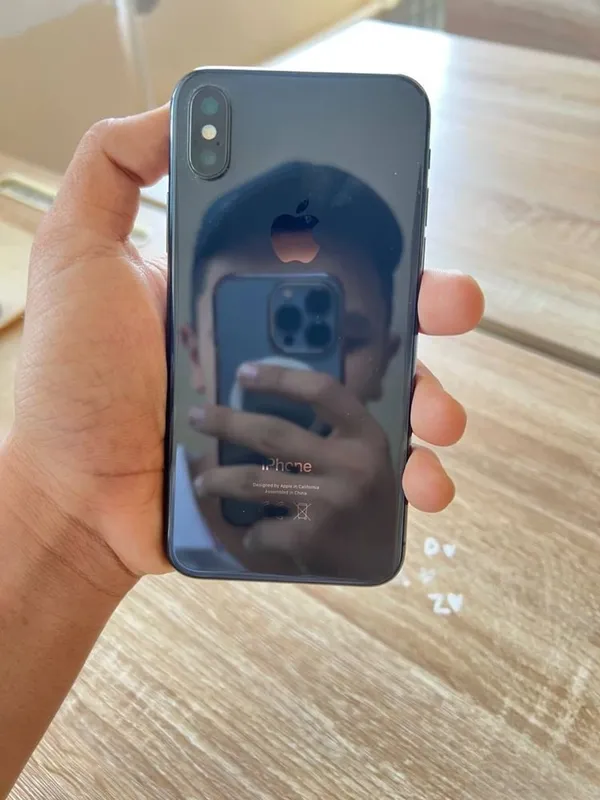 Iphone. X. 1 Iphone. X. 1