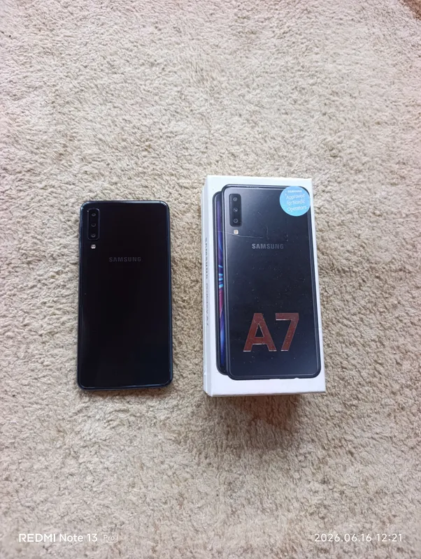 Samsung A7 4/64gb sotiladi — фото 1