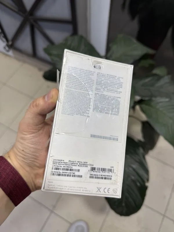 Iphone 5 new 16gb silver no open 4