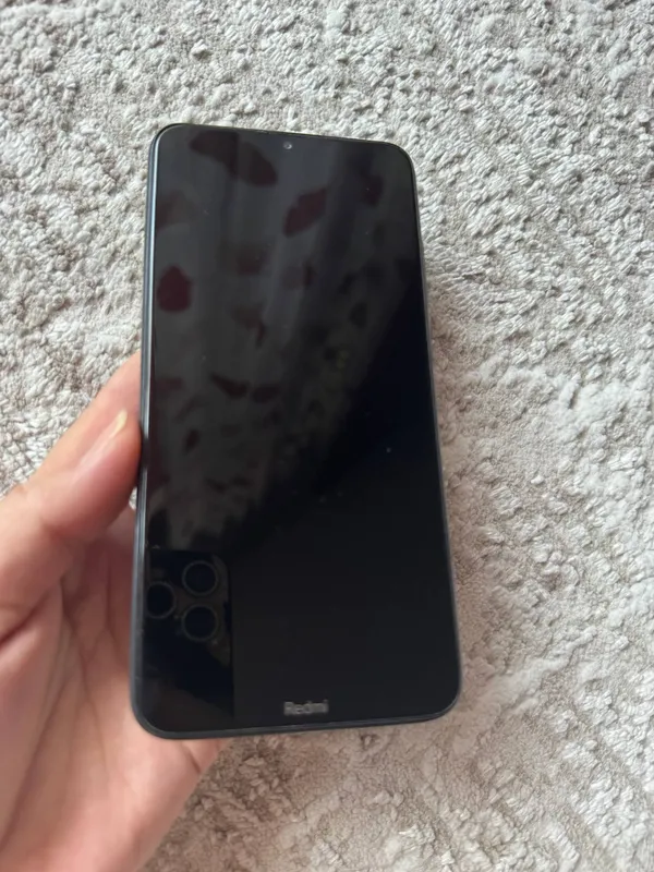 Продам Xiaomi Redmi 8 (3/32 ГБ) 3