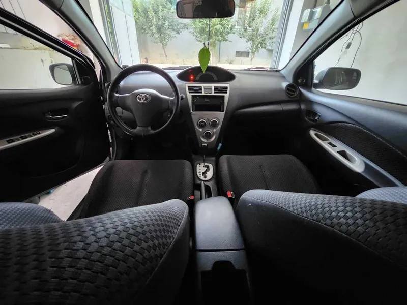Toyota Yaris — Идеальное состояние | Один хозяин | Без вложений — фото 4