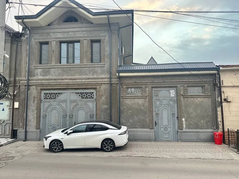 Srochno arenda hovli