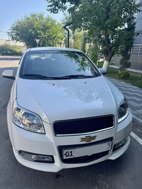 Продается ( своя )Нексия 3 1