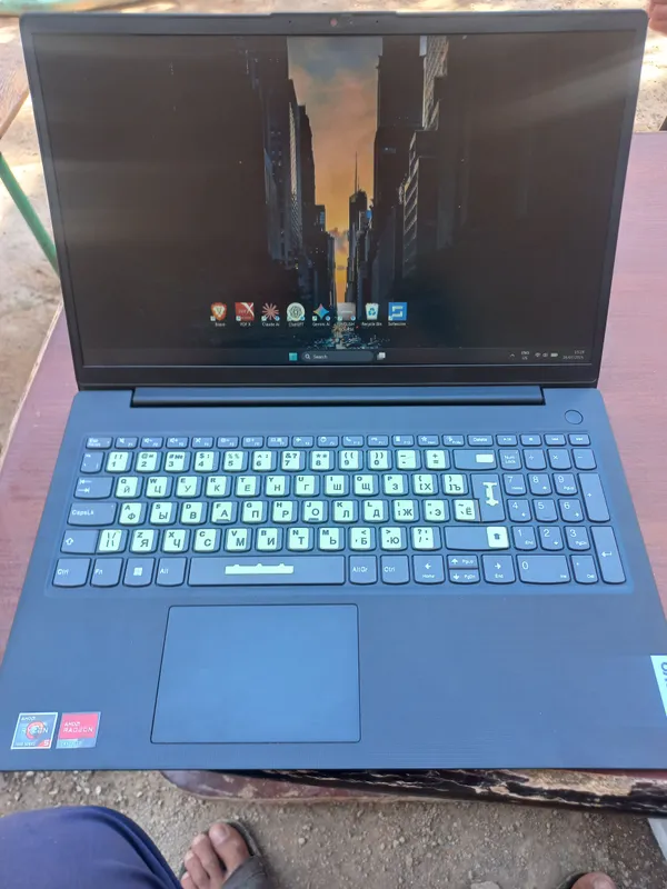 Lenovo G4 V15 Ryzen 5 7520U 2