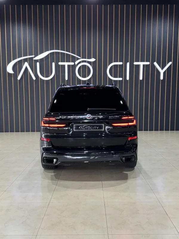 Bmw X7 xDrive40i — фото 3