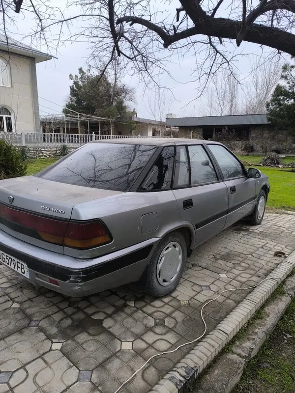 Эсреро Daewoo машина — фото 4