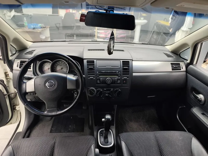 Nissan Tiida sotiladi. 7 Nissan Tiida sotiladi. 7