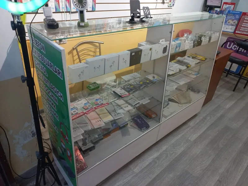 Витрина сотилади 800000 сум. Продаётся витрина 2