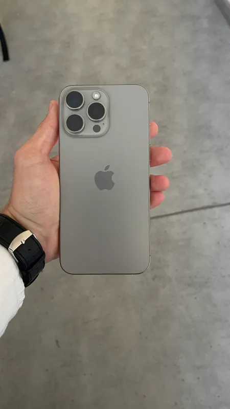 iPhone 15 Pro Max 2 iPhone 15 Pro Max 2