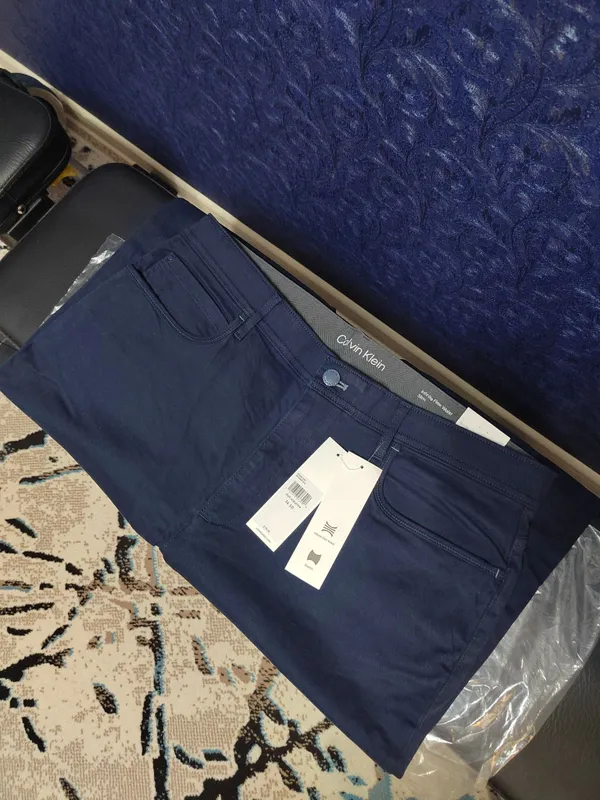 Брюки Calvin Klein infinite pants.36/32 5 Брюки Calvin Klein infinite pants.36/32 5