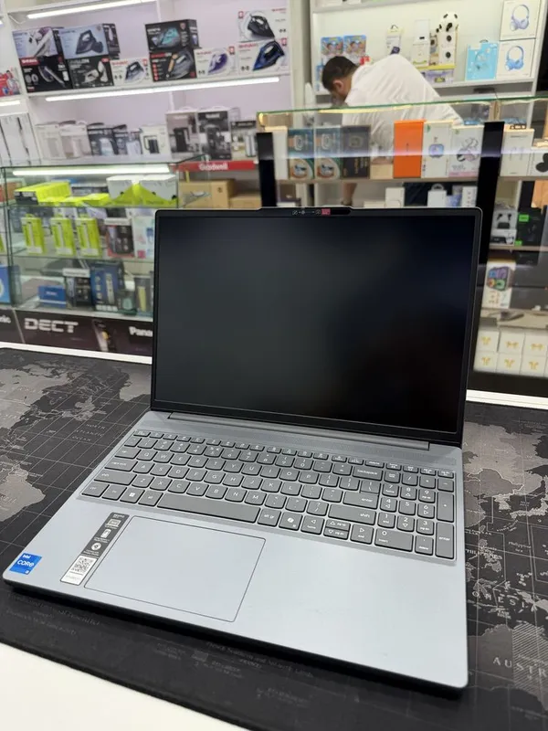 Lenovo IdeaPad Slim 3 15IRH10 — фото 1