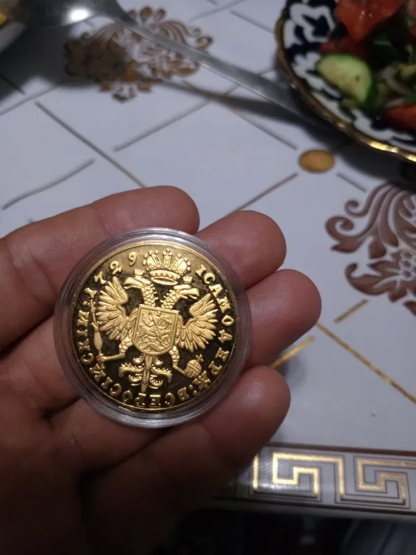 Медный монет позолоченная Император Пётр 2 3 Медный монет позолоченная Император Пётр 2 3