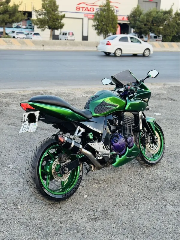 Продаётся оригинальный Kawasaki Z750S 5 Продаётся оригинальный Kawasaki Z750S 5