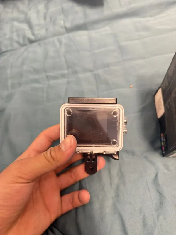 Action camera sotiladi !