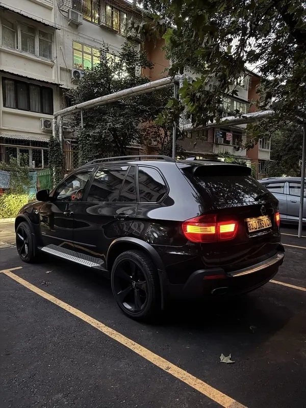 BMW X5 E70, 280 л.с., в отличном состоянии, установлен обвес Hamann 4