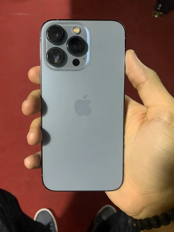 iphone 13pro Sierra Blue 1