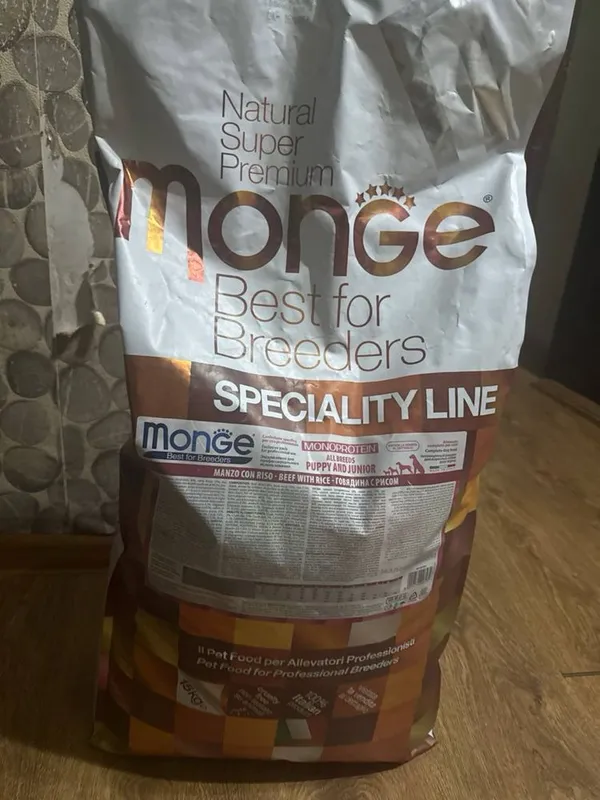 MONGE новый не вскрытый собачий 3 MONGE новый не вскрытый собачий 3