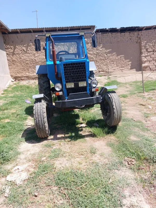 Sotiladi Traktor MTZ_80 1 Sotiladi Traktor MTZ_80 1
