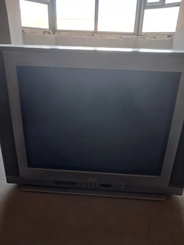 Jvc телевизор сотилади