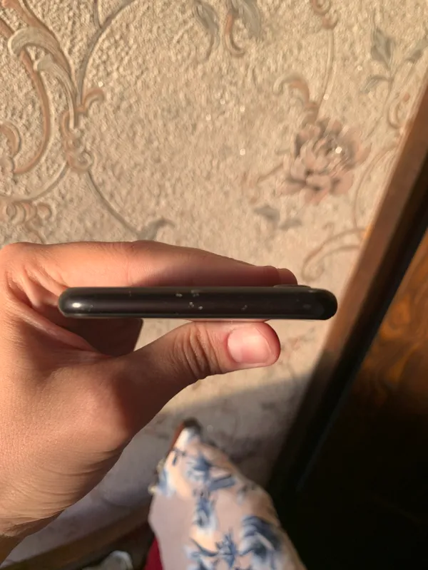 iPhone SE 2020. Gen 2 8 iPhone SE 2020. Gen 2 8