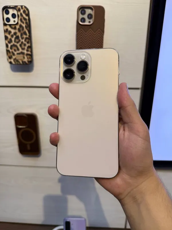 Arzon iphone modellari keldi