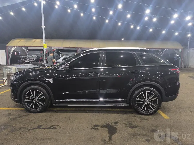 Срочно продам NISSAN VENUCIA GIBRIT 6 Срочно продам NISSAN VENUCIA GIBRIT 6