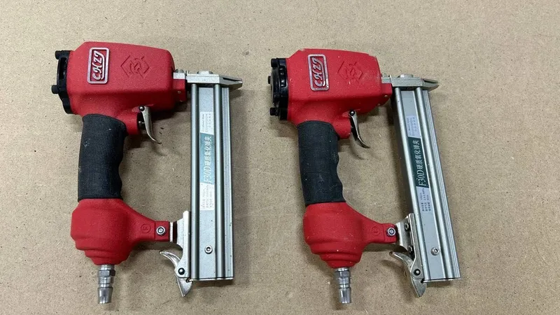 Продаётся пневматический мебельный степлер F30 | Mebel stapleri