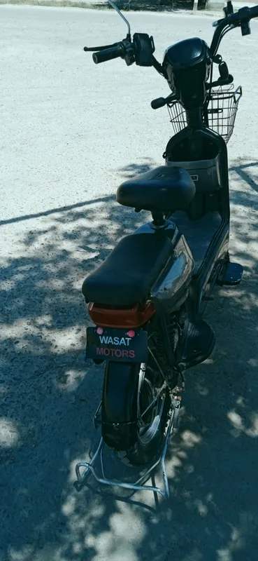 Скутер Wasat Motors 1 Скутер Wasat Motors 1