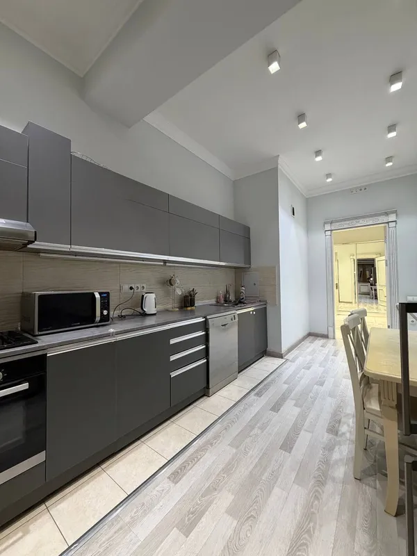 3-комнатная квартира, 100 м², Мирабад 3
