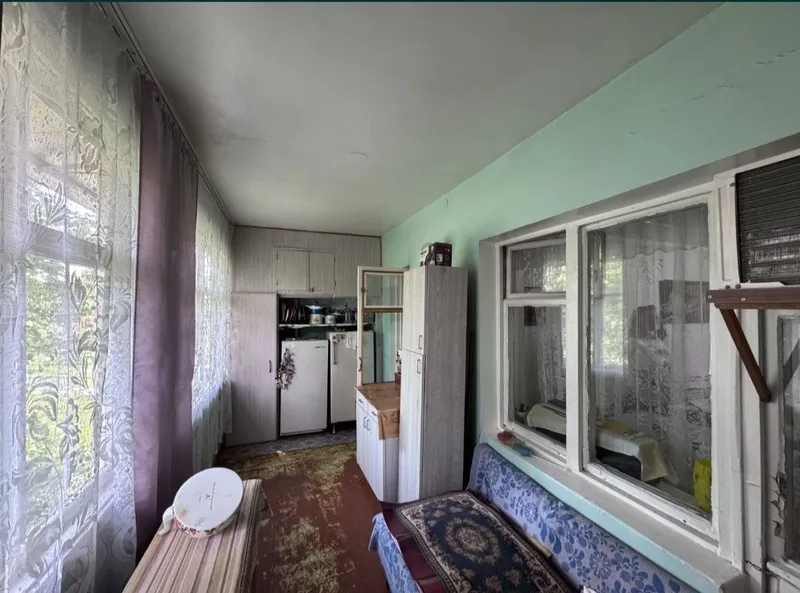 Продаю 3/3/4 болкон 2х6 массив Ялангач, ЭКО базар — фото 2