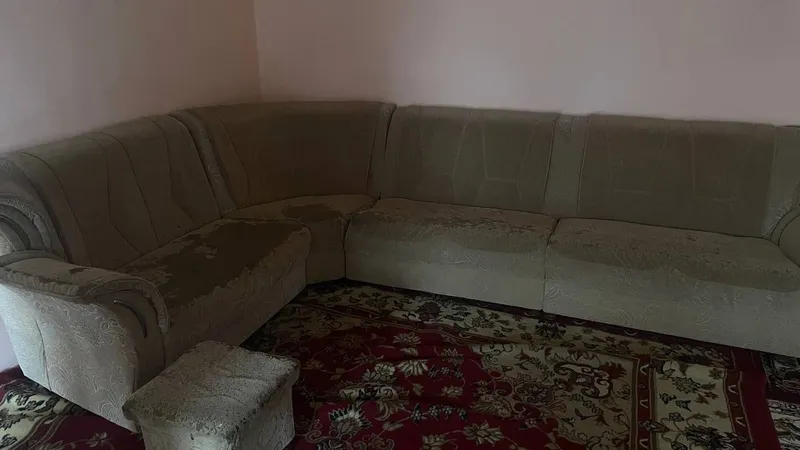 Divan 2 ta kreslosi