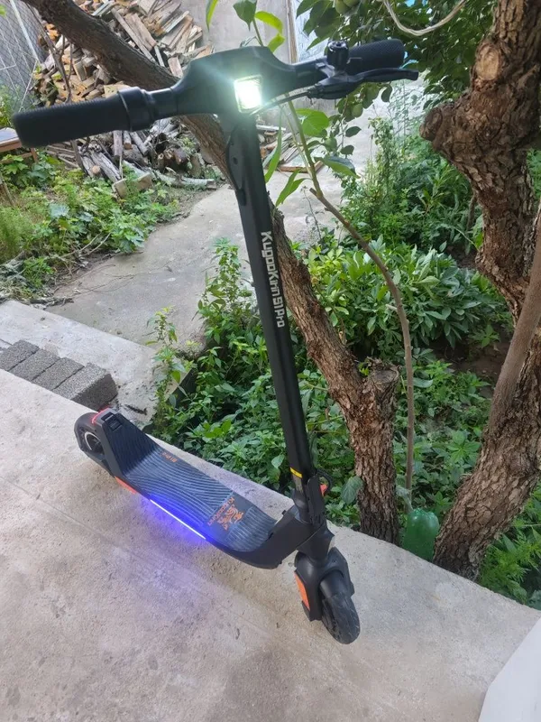 Электросамокат оригинал,350w,9.8am 6 Электросамокат оригинал,350w,9.8am 6