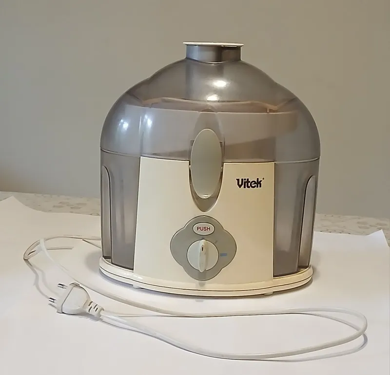 Соковыжималка vitech Соковыжималка vitech
