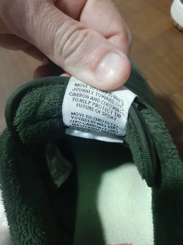 Продам кроссовки NIKE — фото 2